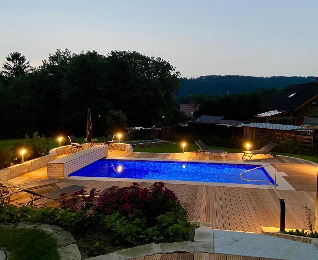 Landhaus Waltersdorf - Pool & Wellness バート・シャンダウ エクステリア 写真