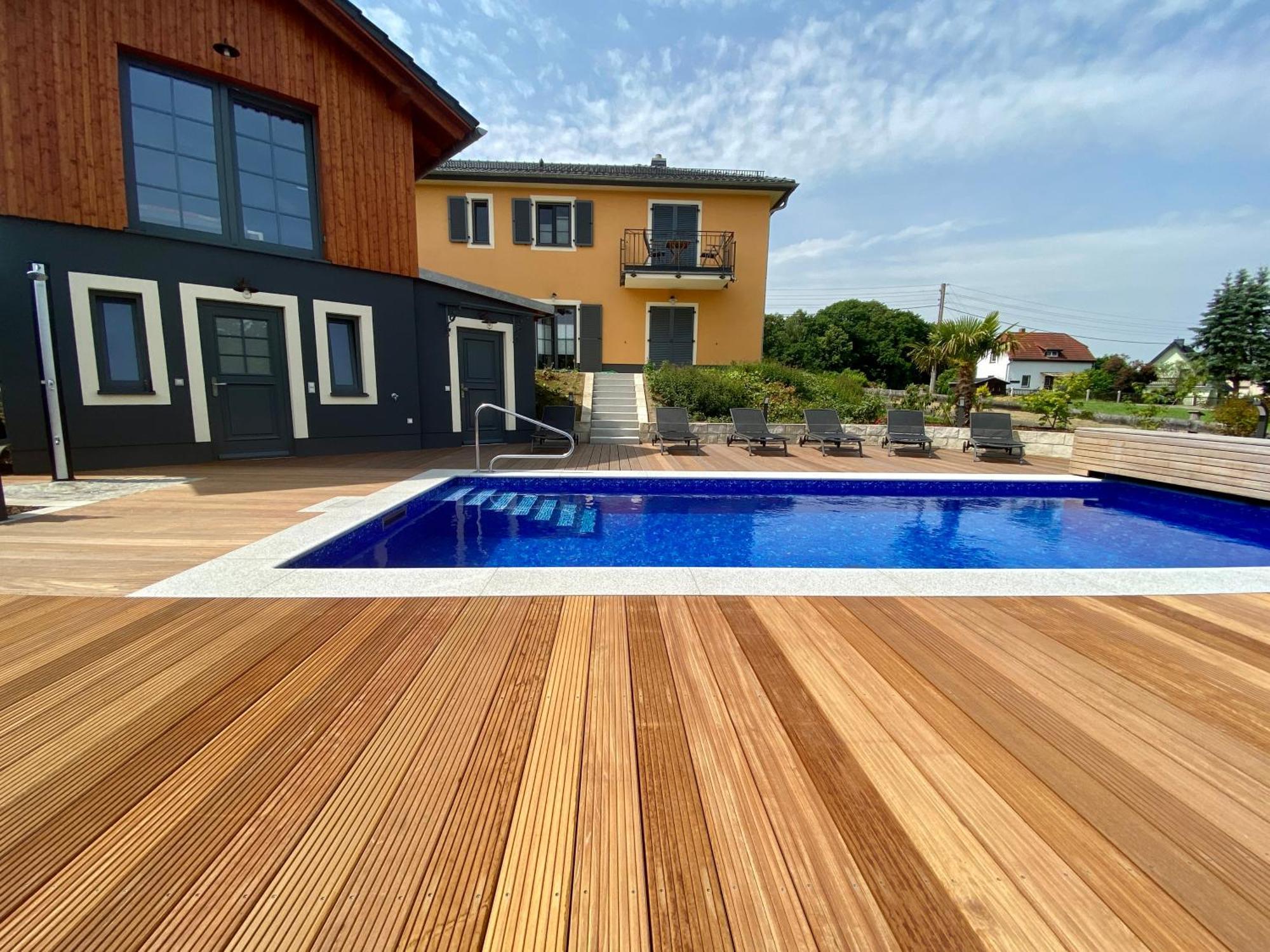 Landhaus Waltersdorf - Pool & Wellness バート・シャンダウ エクステリア 写真
